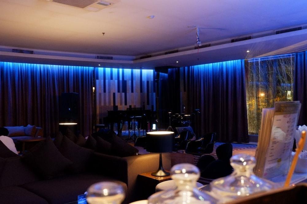 The Premiere Hotel Pekanbaru Ngoại thất bức ảnh