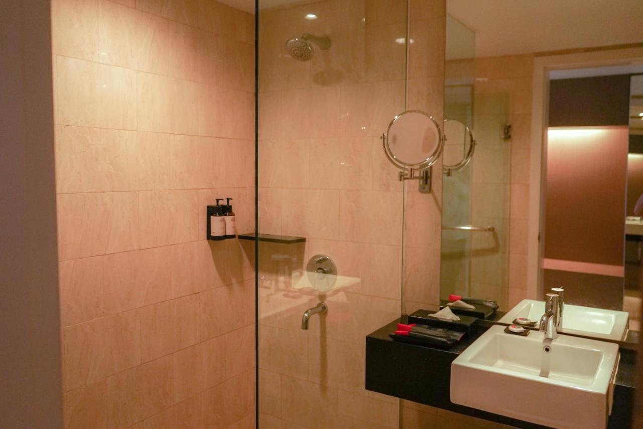 The Premiere Hotel Pekanbaru Ngoại thất bức ảnh