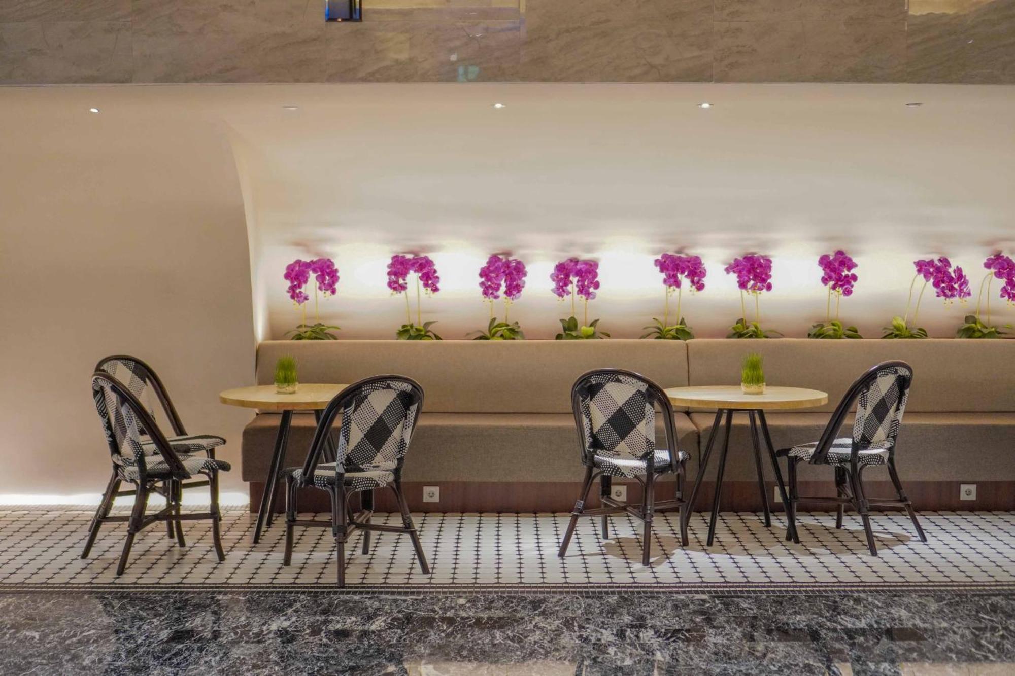 The Premiere Hotel Pekanbaru Ngoại thất bức ảnh