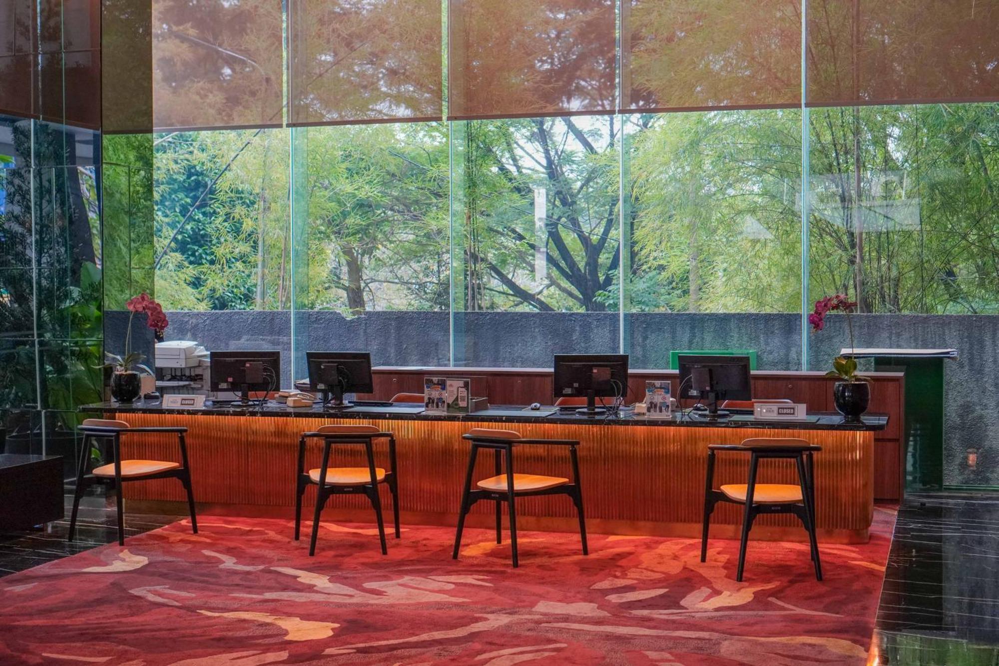 The Premiere Hotel Pekanbaru Ngoại thất bức ảnh