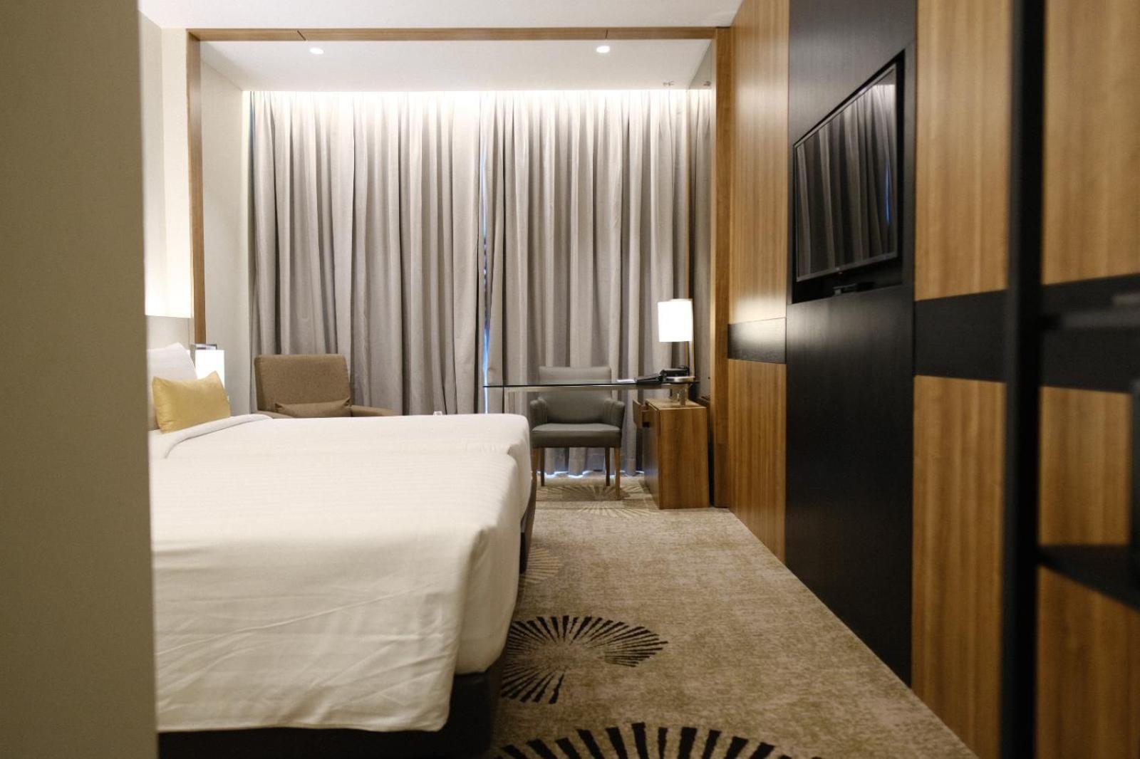The Premiere Hotel Pekanbaru Ngoại thất bức ảnh